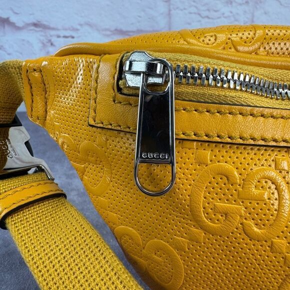Gucci Embossed Gg Leather Perforated Belt Fanny Sling Bag Yellow - Picture 2 of 13
